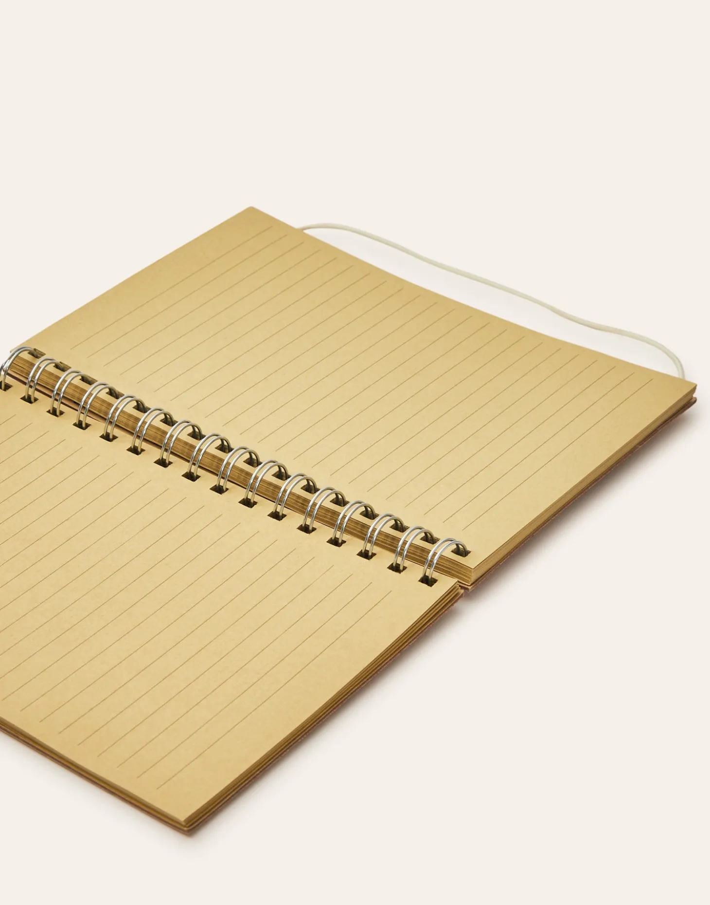 Natura Selection Papelería>Libreta A5 Tapa Bambú Con Goma